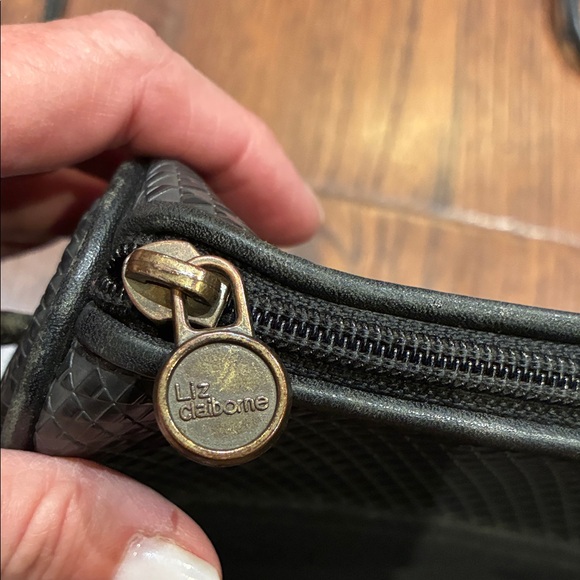 Liz Claiborne Black 1983 Crossbody Bag - Picture 4 of 6